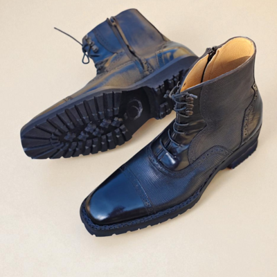 Crafted leather classic men black leather ankle high lace up vibram/commando sole boot - Thumbnail 2