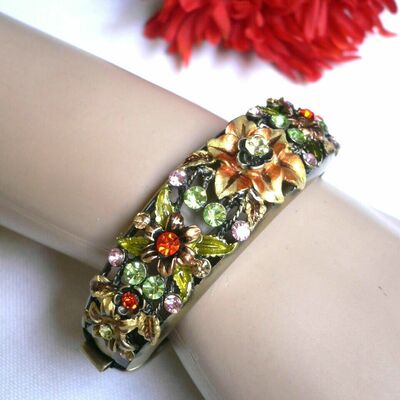 Women antique rusty gold cuff flower garden rhinestones skinny fashion bracelet