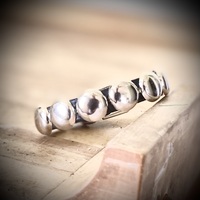 1-Row Large Dome stud narrow wristband - Thumbnail 9