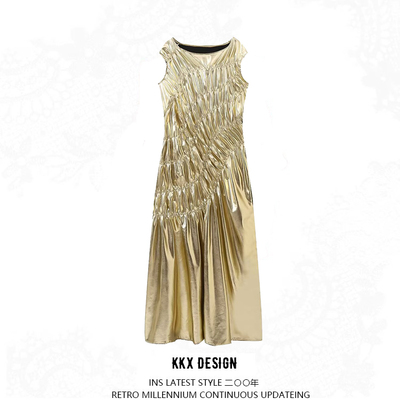 Fashionable and high-end slim-fitting gold pleated sleeveless dress