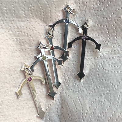 < divine > pendant