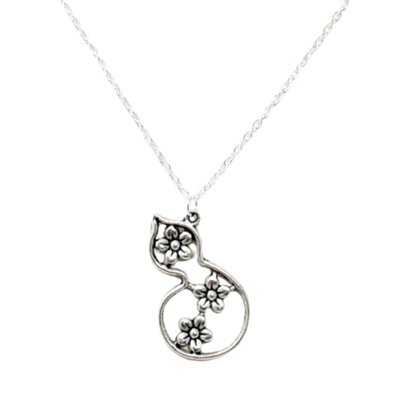 Flowers of plenty pendant necklace