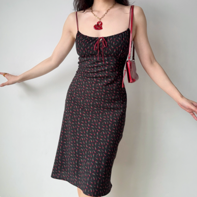 Retro floral contrasting suspender skirt mid-length