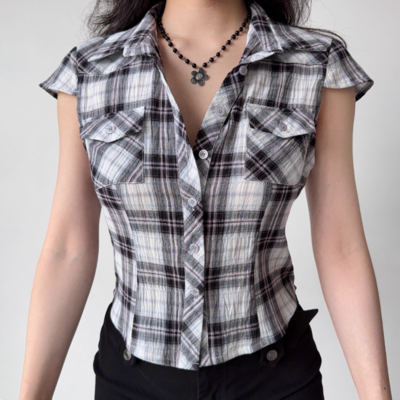 Retro lapel straight shoulder short sleeve plaid shirt