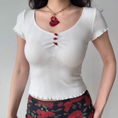 Three-dimensional small flower straight shoulder short-sleeved T-shirt with ruffled hem short top