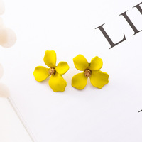 8 Colors Sweet Flower Earrings For Women - Thumbnail 3