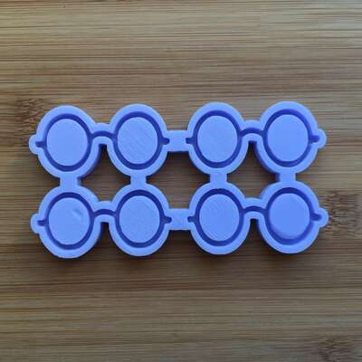Nerdy round reading glasses silicone mold