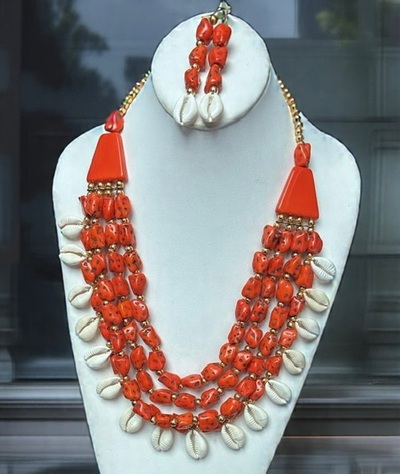 Shell Necklace &  Earrings Set (Orange)