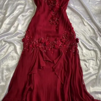 Vintage spaghetti straps burgundy long evening dresses with beads - Thumbnail 1