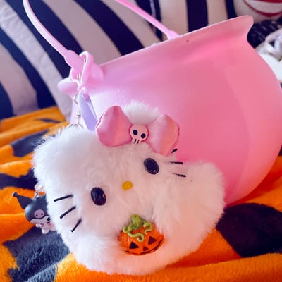 Hello ghostie bag charm