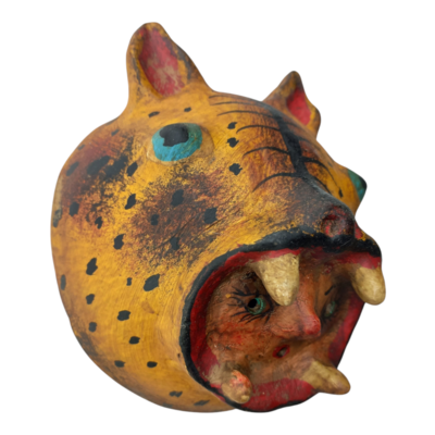 Coconut mask. collectibles. home decoration. wall decoration. interior decoration. mexican mask. mexican craft. mexican folk art.