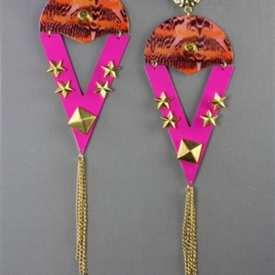 Fuschia cone studded earrings 